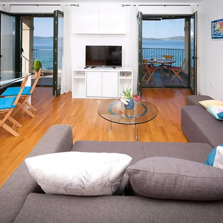 Grosse Mit Balkon Und Fantastischem Meerblick, Direkt Am Apartment *